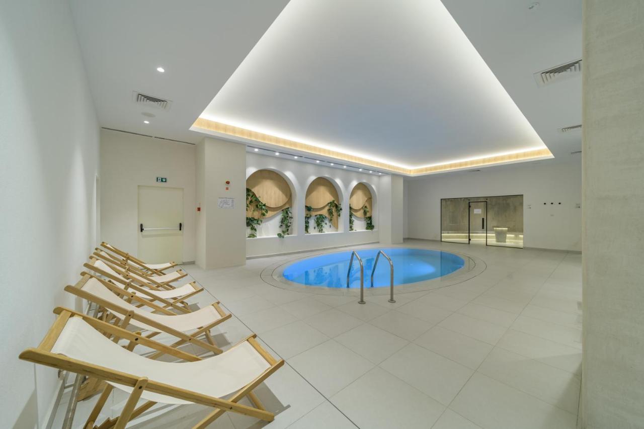 Ensana Aquahouse Hotel Saints Constantine and Helena ภายนอก รูปภาพ The spa at the hotel